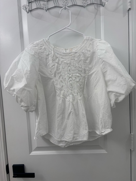 Free People Tops - Free people bardot white puff sleeve blouse with lace details